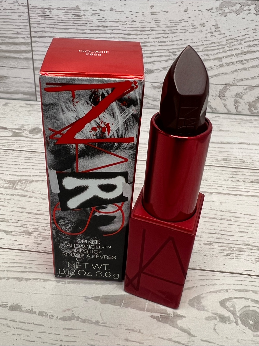 NARS Audacious Lipstick - Shade Siouxsie